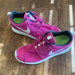 Nike Roshe Runs